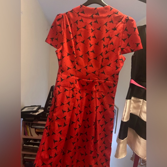 Hi There by Karen Walker Bird silhouette gown red and black size 6 - Picture 2 of 4